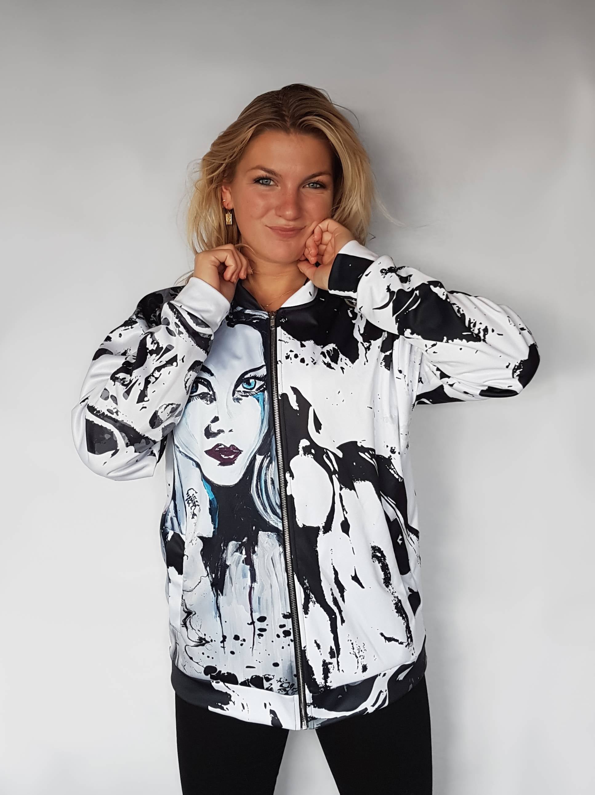 scorpion jacket with black and white print and fleece inside making it a warm choice for all throughout the year